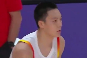 刘玉栋:男篮队员的努力只局限于他们认为很努力 但还要有成绩 刘玉栋:男篮队员的努力只局限于他们认为很努力 但还要有成绩